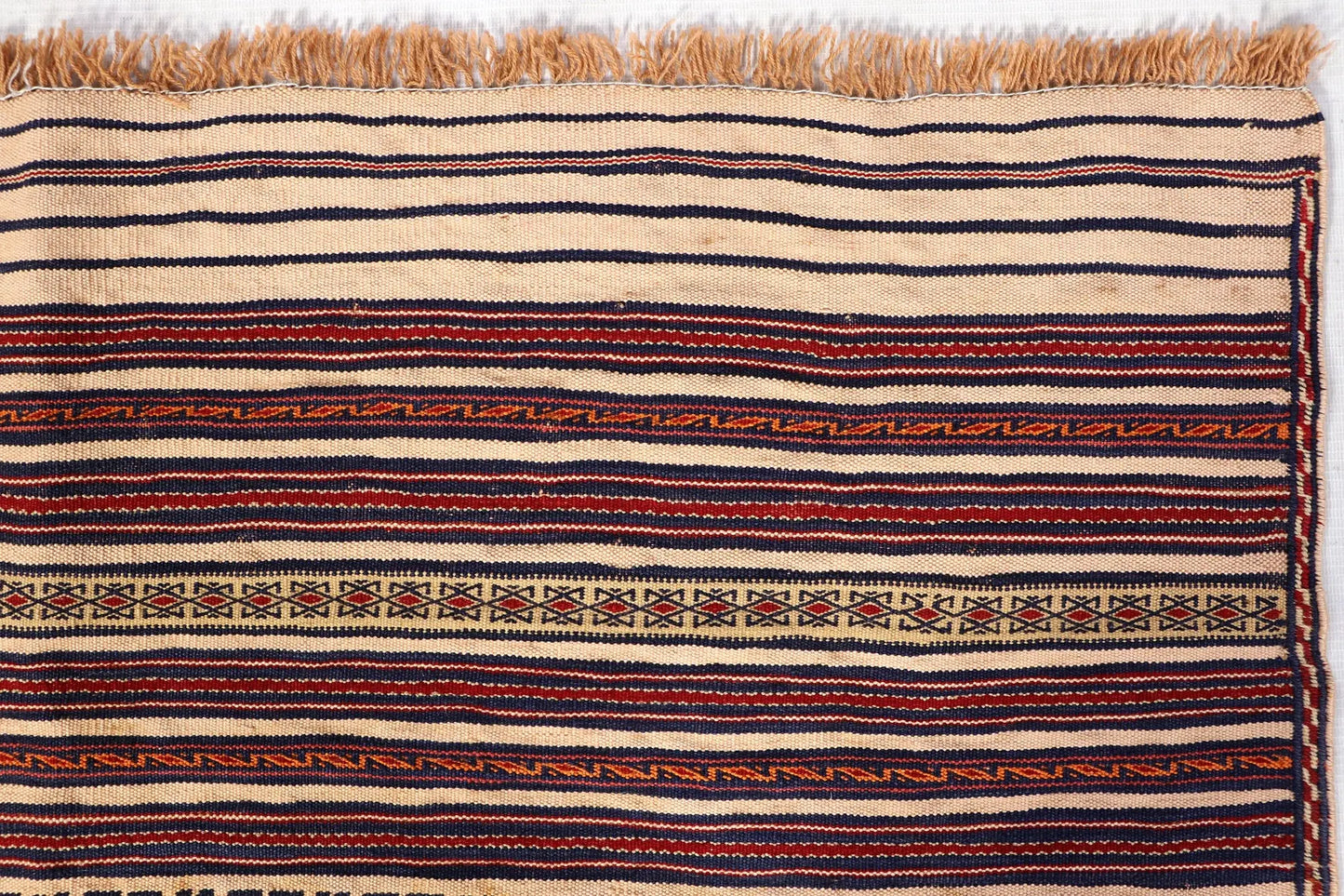 Laghari Soumak (100 x 200 Cms approx)