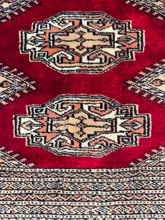 Hand knotted Pakistani Carpet 2 x 3 ft