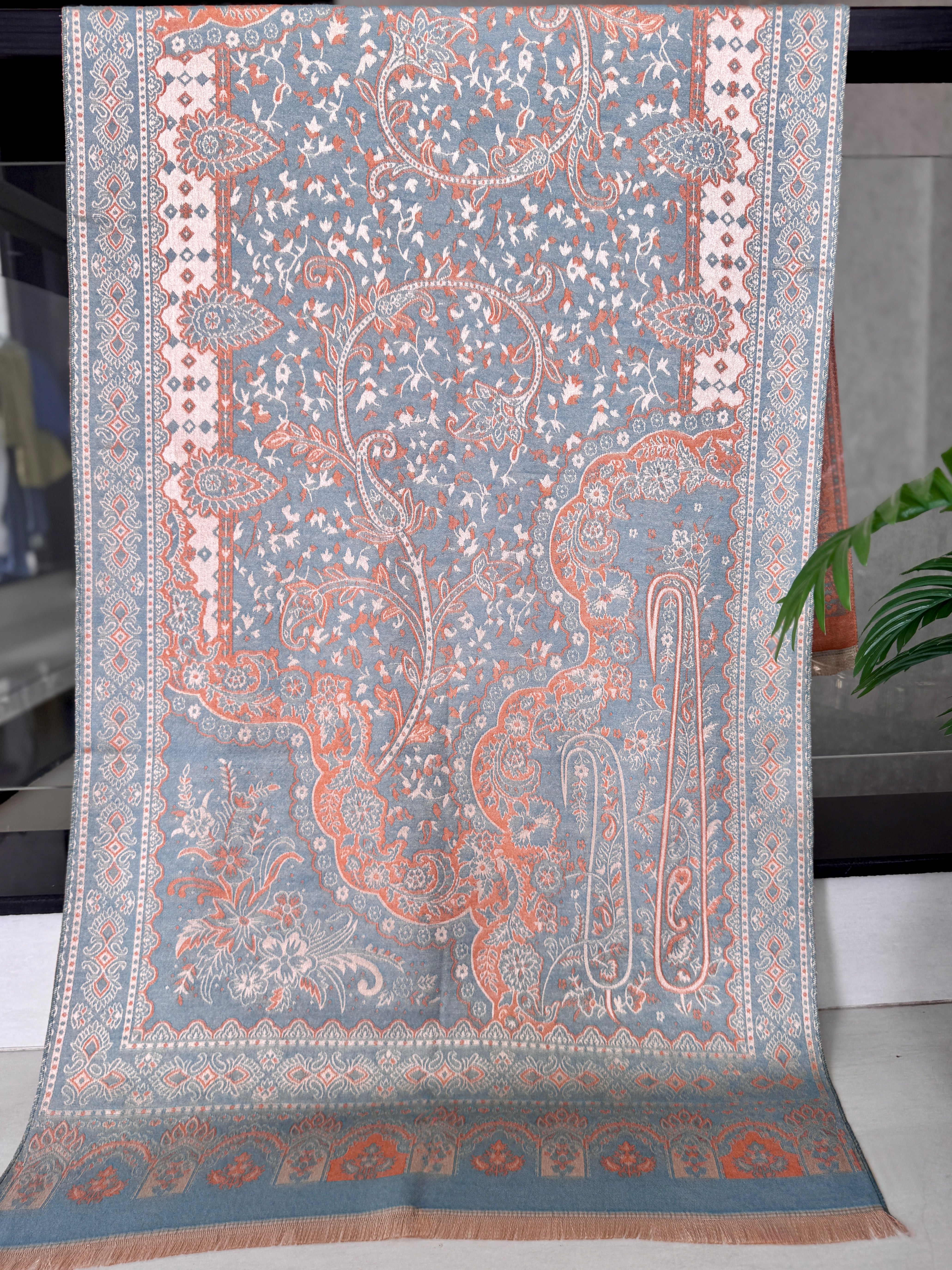 Cashmere Stole Jamawar 28 x 80 inches(approx)