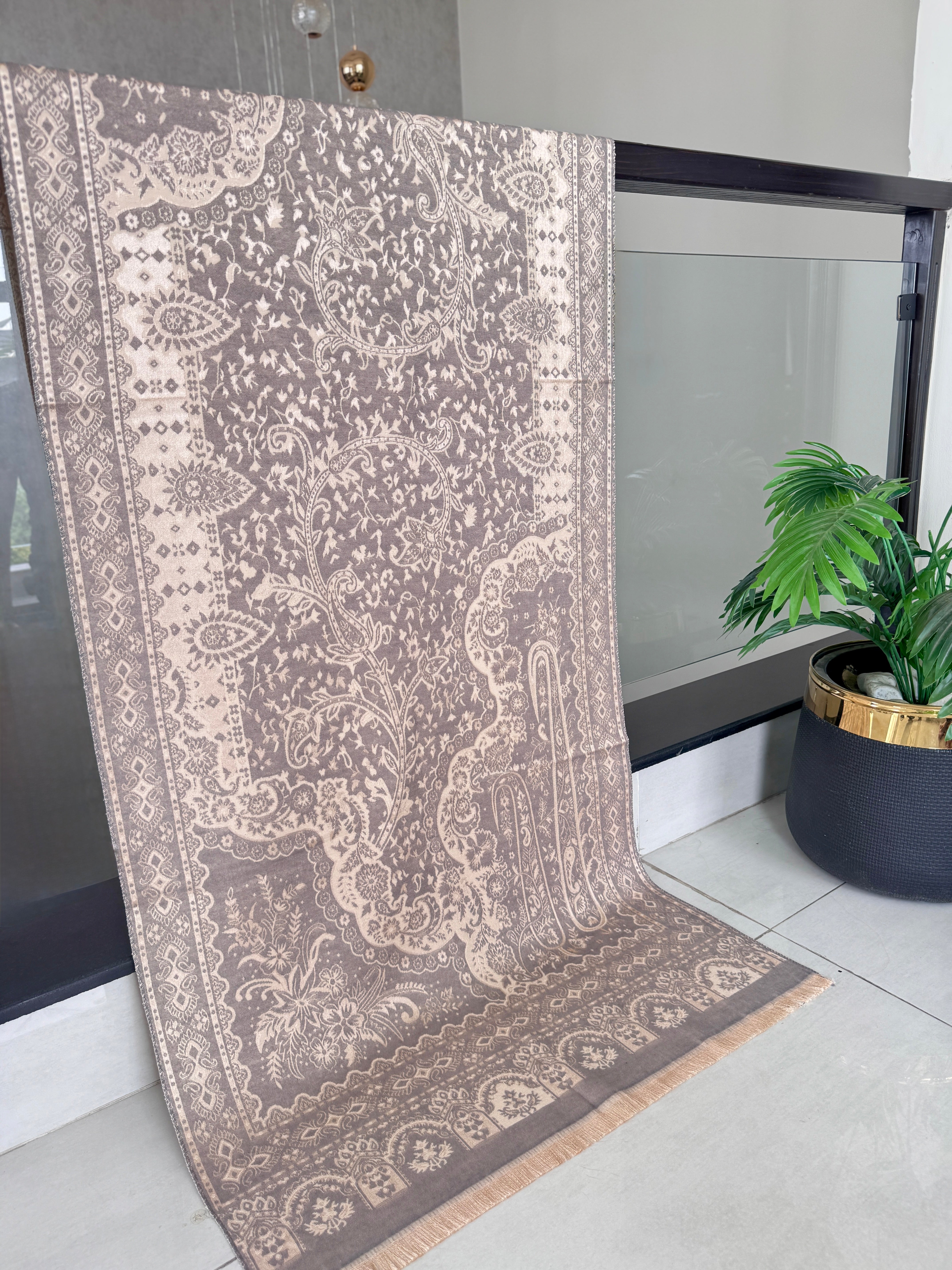 Cashmere Stole Jamawar 28 x 80 inches (approx)