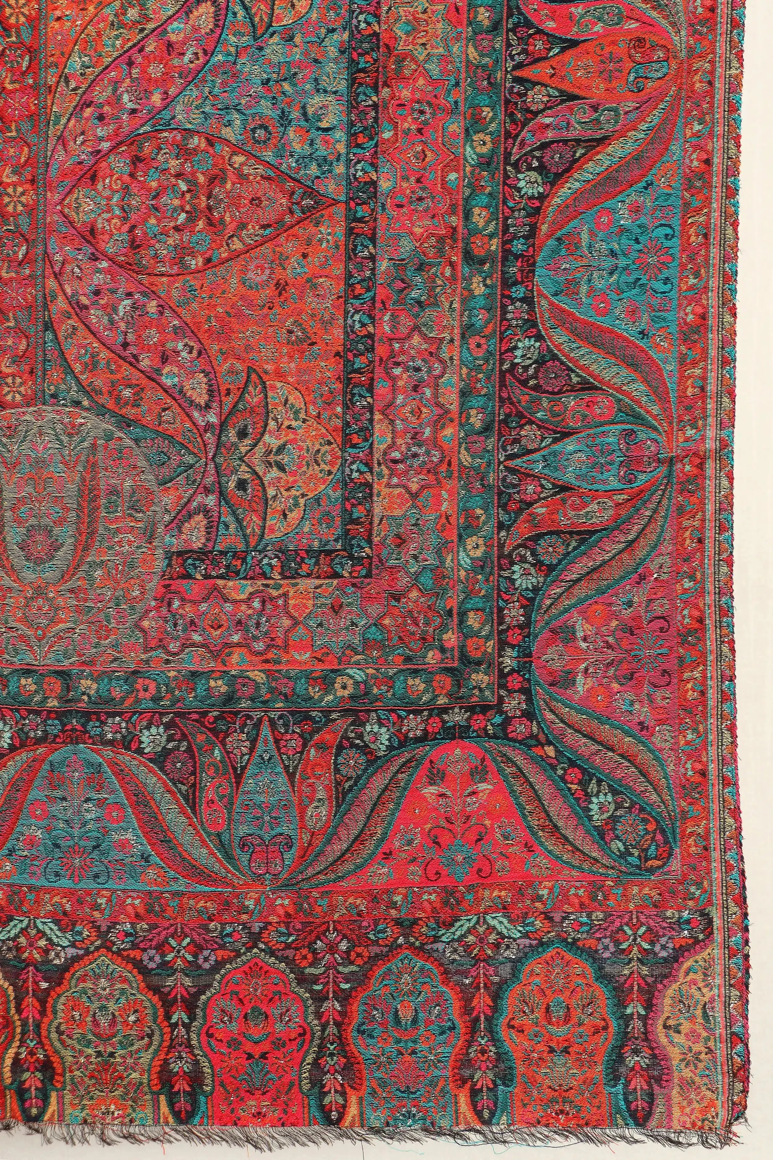 Premium Kani Mughal Scene Shawl