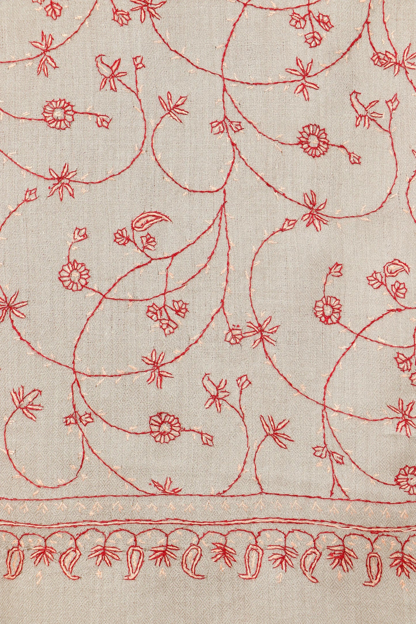 Kashmiri Aari Embroidered Stole – Ivory Beige