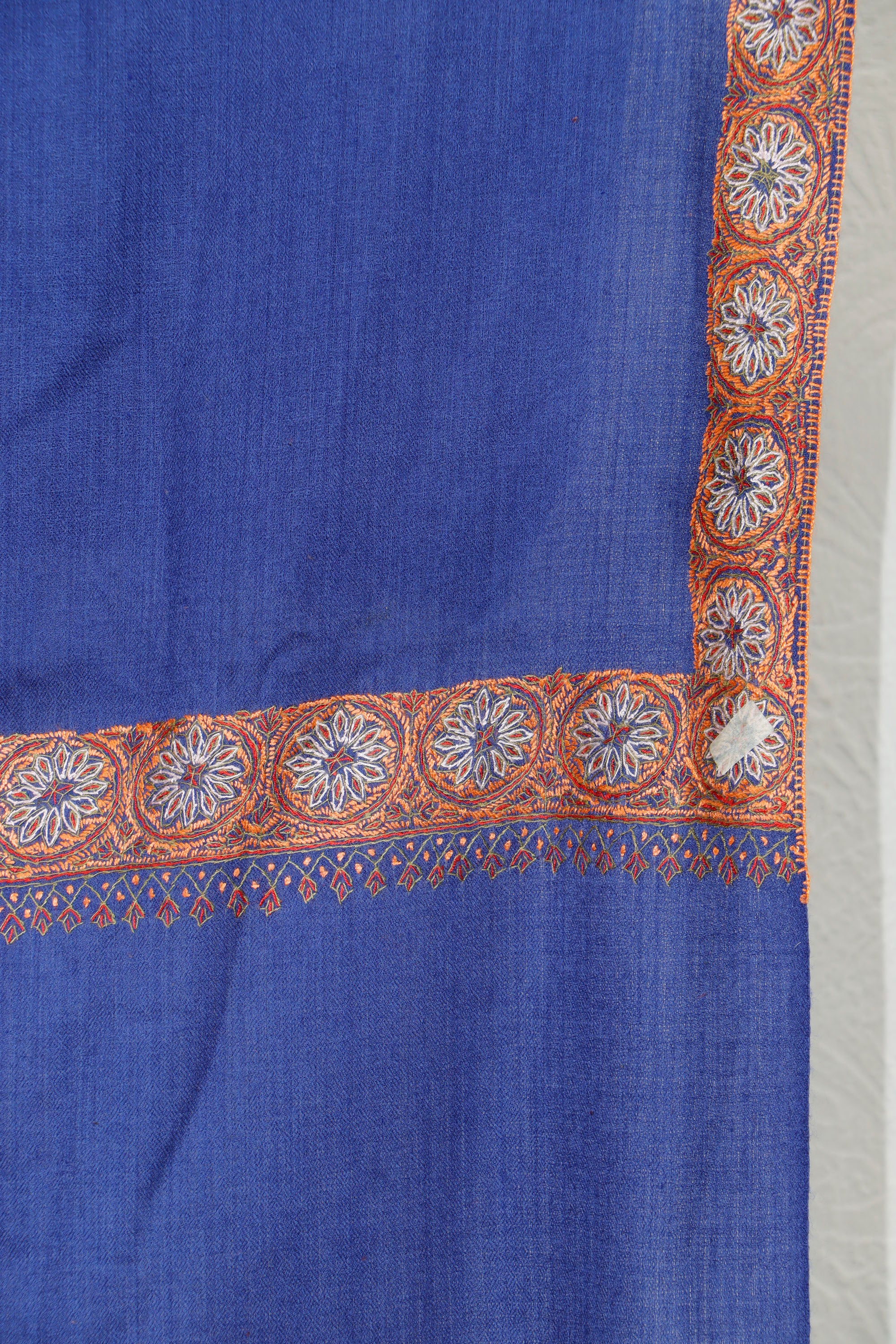 Toosh Border Shawl – Wardrobe Staple, 45 x 90 inches