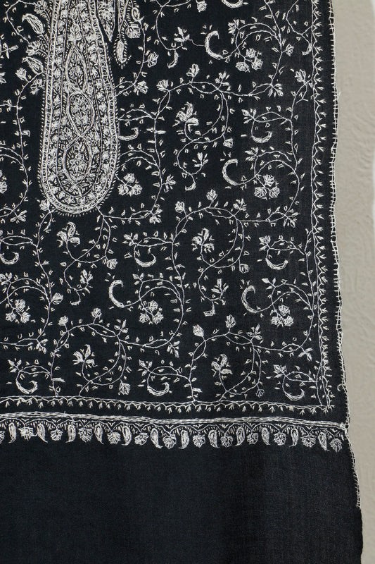 Sui Jaal Toosh Shawl – Accessible Handworked Toosh Shawl