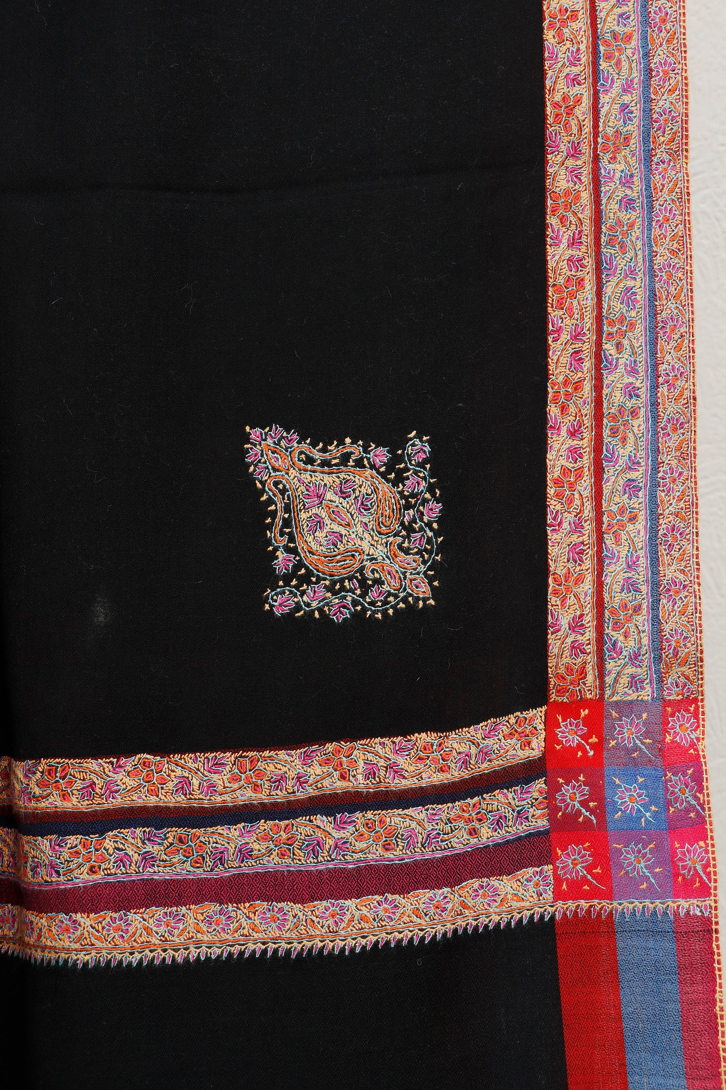 Toosh Border Shawl – Versatile Daily Wear, 45 x 90 inches