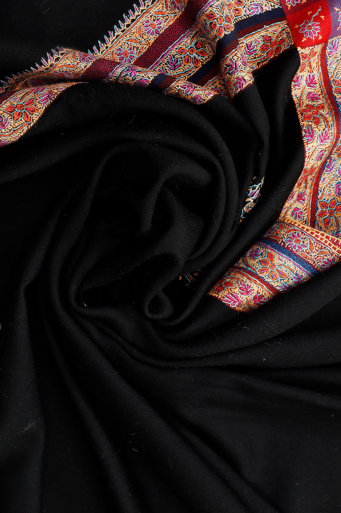 Toosh Border Shawl – Versatile Daily Wear, 45 x 90 inches