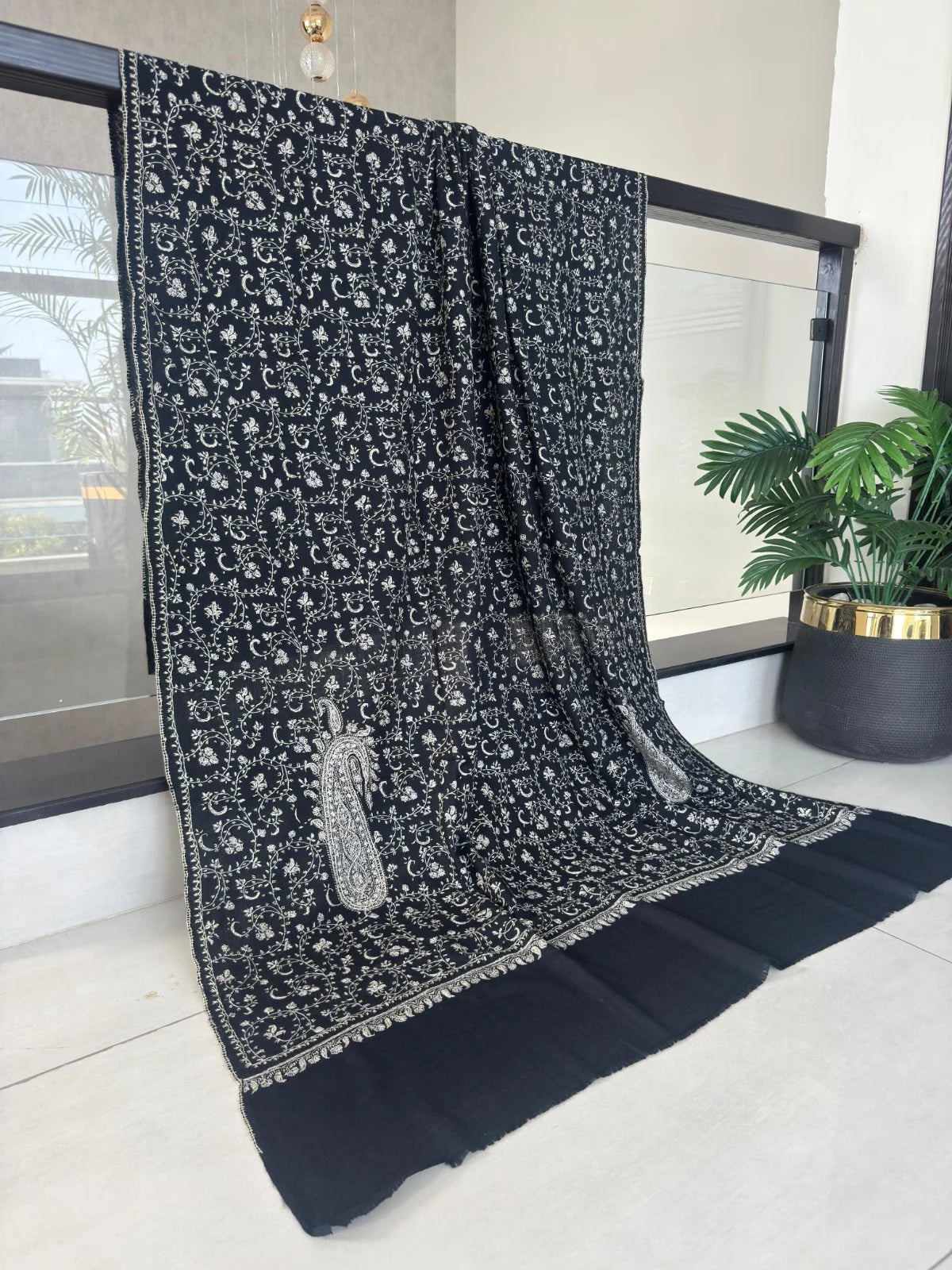 Kani Zari Shawl Dupatta – Handwoven Formal Dupatta